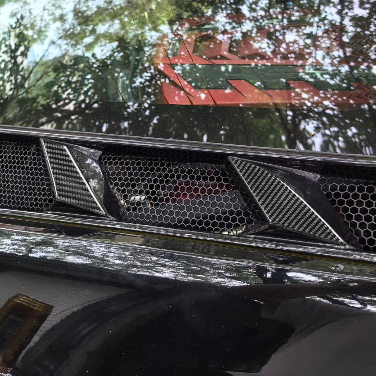 Adesivi per prese d'aria laterali del motore per Chevrolet Corvette C8, set da 6 pezzi.