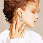 Orecchini barocchi Perla Clip per orecchio da donna senza piercing all'orecchio, 1202 Long Gold, 1201 Long Silver, 0402 Short Gold, 0401 Short Silver, E2109-7 Half Round, E2109-8 Half Ellipse, E2109-10 Leaf Model, E2109-11 Five Small Pearls            ...