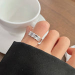 Happy Smiley Face Love Wear Anello combinato, J3357, J3520, J3370, J3535, J3643, J3699, J3664, J3305, J3495, J3595, J3594, J2818, J3494, J3493, J3461, J3462, J1456, J3402, J3381, J3371, J3457, J3456, J3587, J969, J1991, J2105, J2135, J3626, J3610, J353...