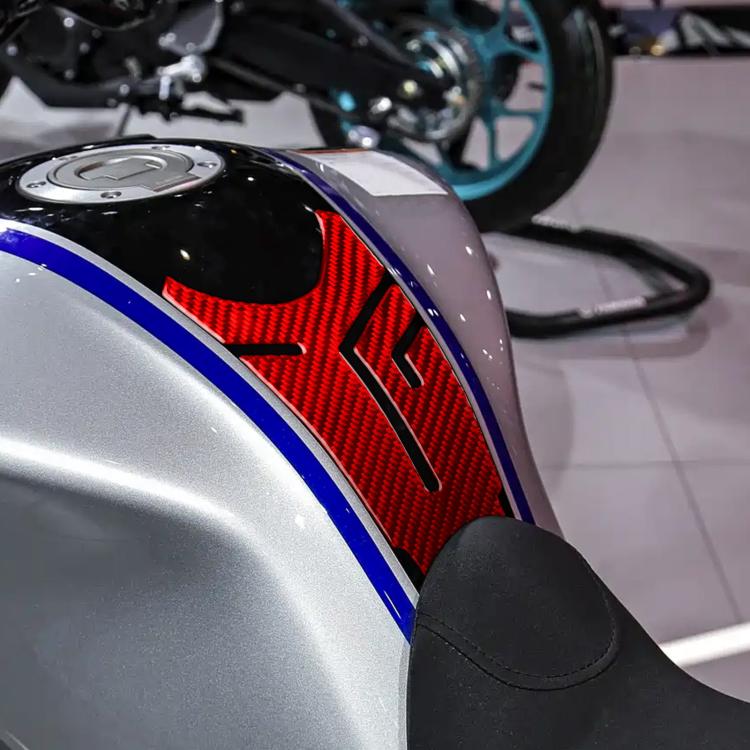 Adesivo fibra di carbonio Yamaha MT-09 2021-2023
