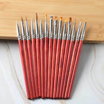 Set 15 pennelli per unghie con asta in legno