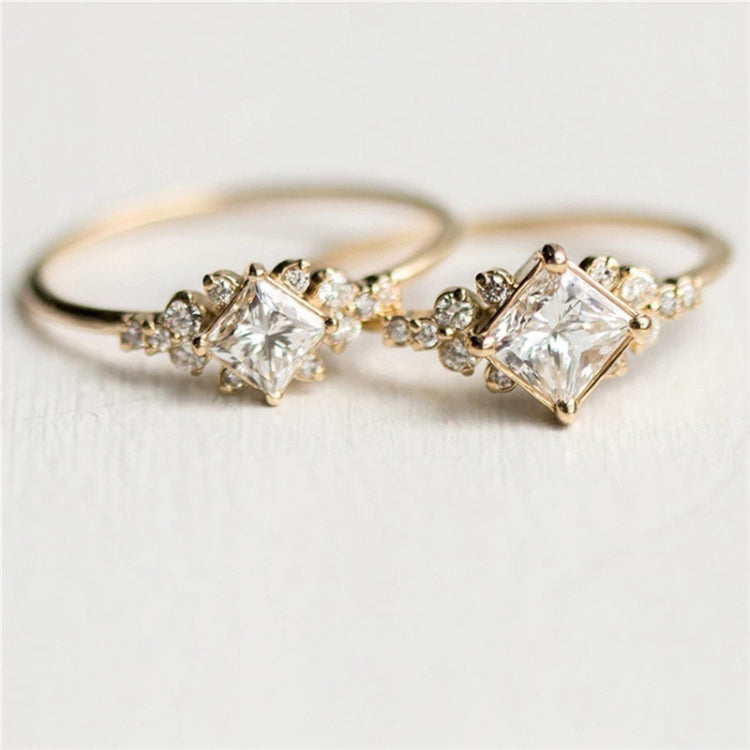 Anello quadrato geometrico donna con strass per matrimonio