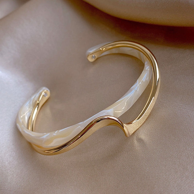 Bracciale con piastra in conchiglia bianca Ornamenti a mano in metallo curvo, SL02-80