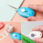 Deli 2050 Piccolo mini coltello multiuso color caramello per cancelleria