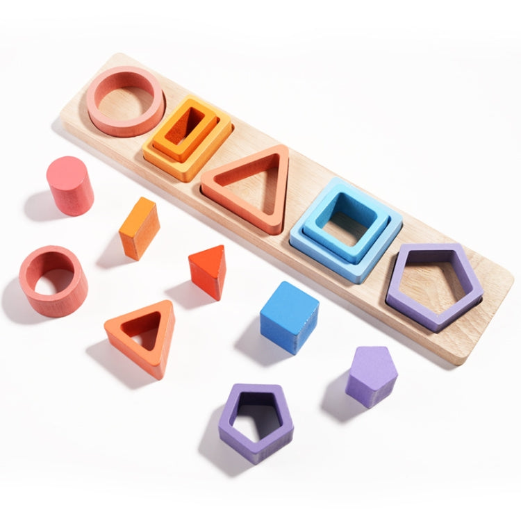 Forme geometriche per bambini, colori corrispondenti, blocchi di costruzione, colonne, giocattoli