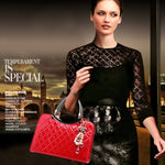 Borsa da donna con motivo a rombi in pelle PU di grande capacità con ornamenti pendenti