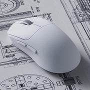 Ajazz AJ199 MAX Mouse wireless 2.4GHz cablato BT Tri-Mode Mouse da gioco leggero PAW3395