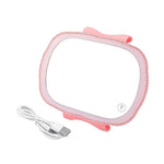 Specchietto per il trucco con luce LED integrata nell'aletta parasole del passeggero dell'auto.