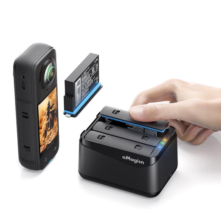 Caricabatterie rapido per 3 batterie Insta360 X5