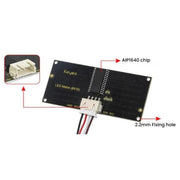 Modulo display a matrice LED 8x16 con comunicazione I2C e alimentazione compatibile con tensioni da 3,3 a 5 V.