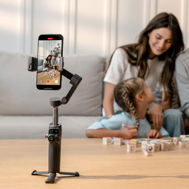 Gimbal Osmo Mobile 8 con modulo multifunzionale 360°