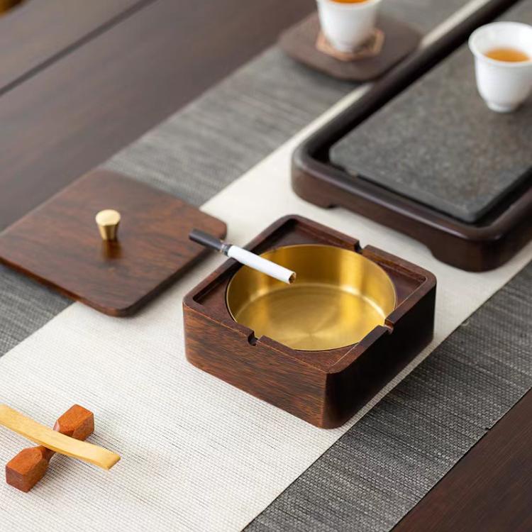 Posacenere magnetico in legno massello e metallo, a prova di cenere e polvere., Walnut Wood Square, Walnut Wood Round, Black Walnut Square, Ebony Wood Square, Dark Walnut Square