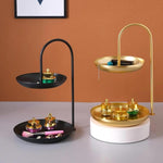 Vassoio decorativo a due livelli in ferro battuto, versatile, ideale per servire e presentare in feste e per l'uso quotidiano.