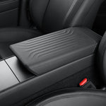 Accessori interni per Tesla Model Y Juniper 2025+ / Model Y L: copertura antipolvere per bracciolo della console centrale.