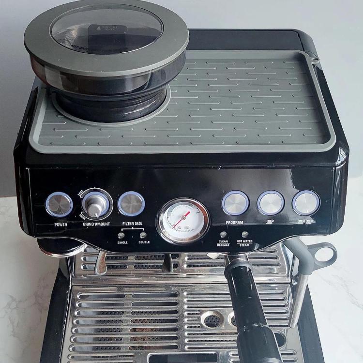 Tappetino in silicone antiscivolo per macchine da caffè Breville Barista BES870 e BES880.