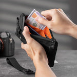 Portafoglio con protezione RFID, portachiavi XPAC, pochette per documenti da viaggio.