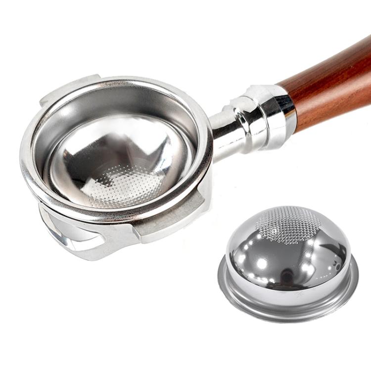 Cestello portafiltro di precisione con fondo sferico in acciaio inox da 58 mm per un'estrazione di caffè espresso ottimale.