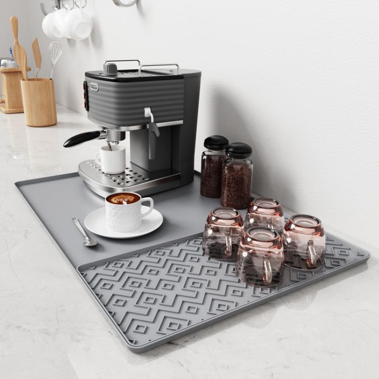 Tappetino in silicone antiscivolo per macchina da caffè, vassoio di scolo resistente al calore per tavolo da pranzo, Horizontal Stripes Black, Horizontal Stripes Grey, Vertical Stripes Black, Vertical Stripes Grey, Loop Pattern Black, Loop Pattern Grey
