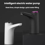 Pompa dell'acqua elettrica domestica per barili con ricarica wireless e rubinetto per riempire l'acqua.