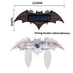 Luce posteriore auto solare a forma di pipistrello