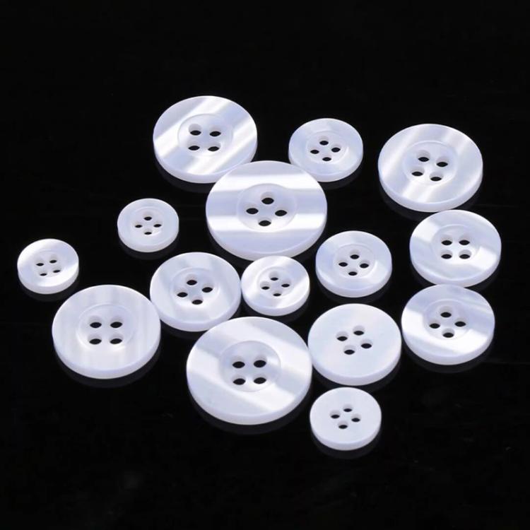 100 bottoni decorativi rotondi in resina perlata a 4 fori per polsini di camicie, Wide Edge 1cm, Wide Edge 1.15cm, Wide Edge 1.25cm, Wide Edge 1.5cm, Wide Edge 1.8cm, Wide Edge 2cm, Fine Edge 1cm, Fine Edge 1.15cm, Fine Edge 1.25cm, Fine Edge 1.5cm    ...