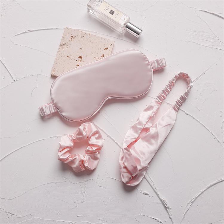 Set da notte in raso di seta sintetica, composto da 3 pezzi: maschera per gli occhi, fascia elastica per capelli e elastico per capelli.