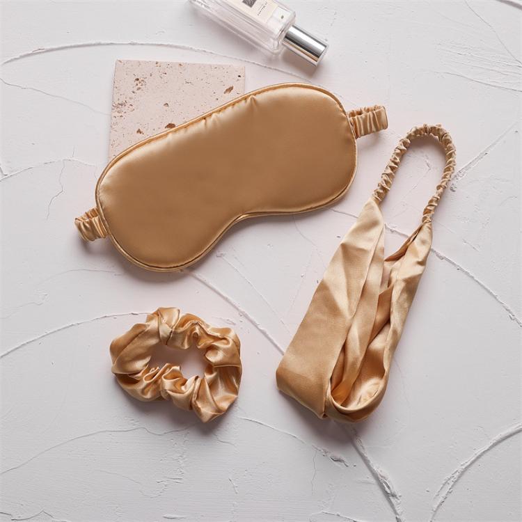 Set da notte in raso di seta sintetica, composto da 3 pezzi: maschera per gli occhi, fascia elastica per capelli e elastico per capelli.