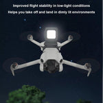 Faro LED ultra luminoso per volo notturno per DJI Mini 4 Pro, orientabile a 180 gradi e con 3 modalità di illuminazione.