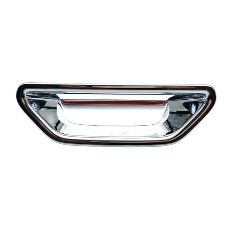 Adesivo decorativo maniglia bagagliaio Nissan Qashqai 2021