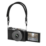 Fotocamera digitale mirrorless 4K con schermo ribaltabile