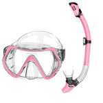 Set da snorkeling per adulti con maschera subacquea panoramica a 180 gradi e lente antiappannamento, ideale per immersioni e nuoto.