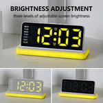 Sveglia digitale a LED con ampio display, specchio da scrivania con luce notturna d'atmosfera e luminosità regolabile.