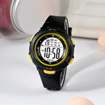 Orologio sportivo digitale MINGRUI per bambini e bambine, impermeabile fino a 30 metri, con retroilluminazione a LED, sveglia, cronometro e calendario.