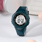 Orologio sportivo digitale MINGRUI per bambini e bambine, impermeabile fino a 30 metri, con retroilluminazione a LED, sveglia, cronometro e calendario.