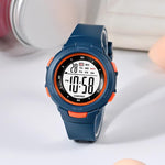 Orologio sportivo digitale MINGRUI per bambini e bambine, impermeabile fino a 30 metri, con retroilluminazione a LED, sveglia, cronometro e calendario.