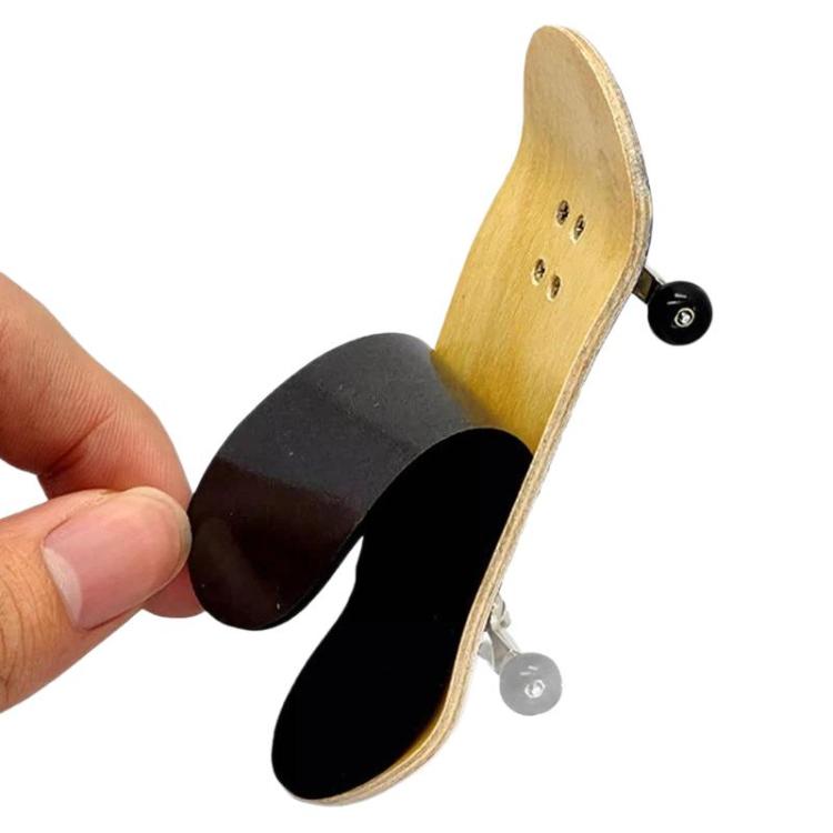 Nastro antiscivolo per skateboard da dito, 3.8 x 11cm Black, 4 x 11cm Black, 3.1 x 9.8cm Black, 3.3 x 9.8cm Black, 3.5 x 9.8cm Black, 6pcs / set 2.8 x 10cm Black, 3.8 x 11cm White, 4 x 11cm White, 3.1 x 9.8cm White, 3.3 x 9.8cm White, 3.5 x 9.8cm White...