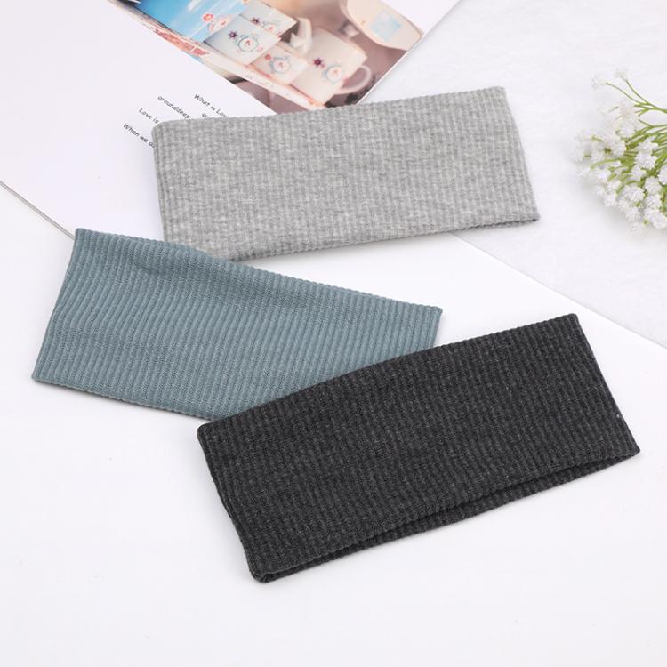 Fascia sportiva a righe lavorata a maglia, 18,5 x 8 cm, con bordo largo, ideale per lavarsi il viso.