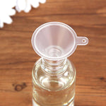 20 mini imbuti per bottigliette, imbuti minuscoli in plastica trasparente per riempire oli essenziali, profumi, articoli da toilette da viaggio e cosmetici.