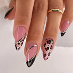 Set da 24 unghie finte lucide color mandorla media, con punta francese, linea dorata e stampa leopardata rosa, copertura completa, da applicare con colla.
