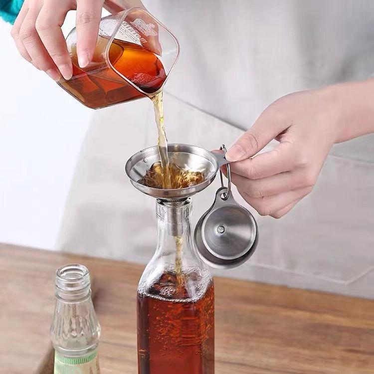 Imbuto in acciaio inox 304 sabbiato con dispenser di liquidi integrato, LsCook 3-Piece Set