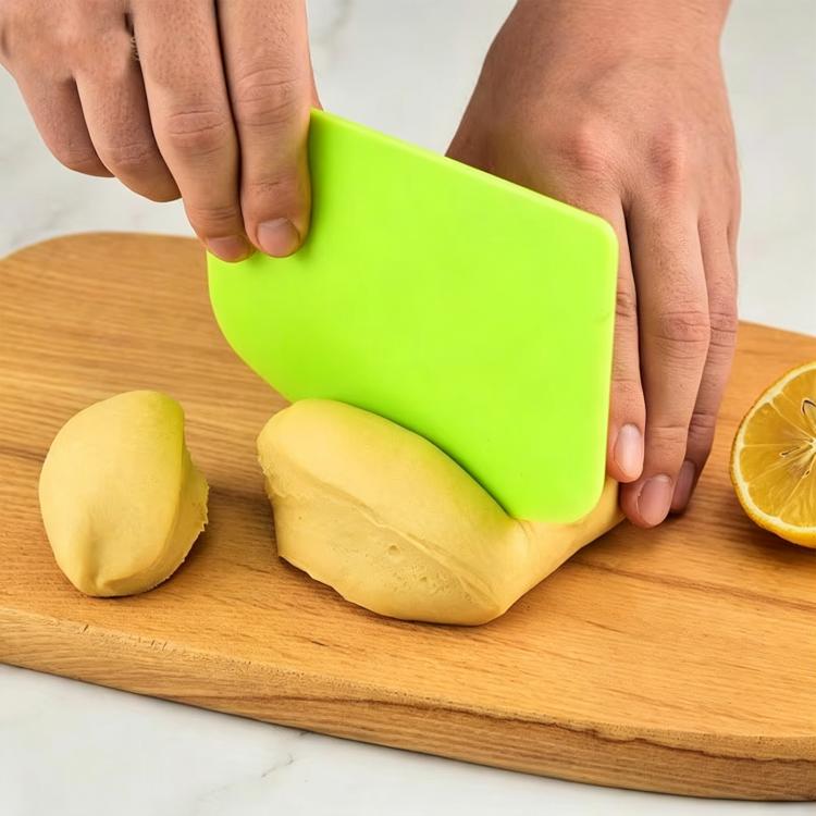 LsCook Affettatrice in plastica, spatola da forno, raschietto per impasti spessi