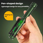 Penna multifunzione con doppia clip magnetica e torcia integrata, ideale per ispezioni e lavori all'aperto.