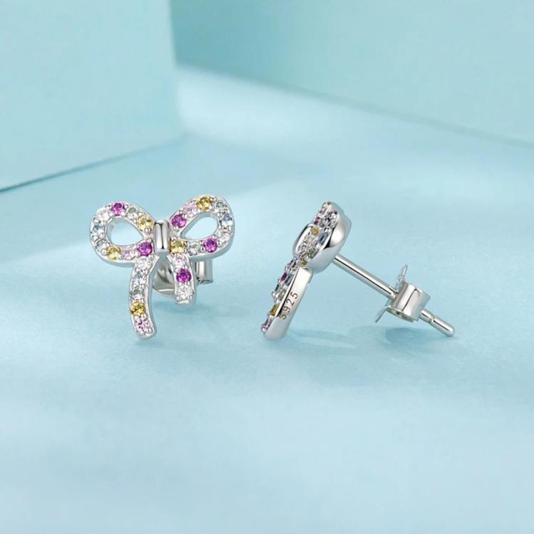 Orecchini a lobo Sweet Bow in argento sterling S925 con zirconi colorati