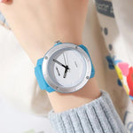 Orologio da coppia unisex SKMEI 2557, semplice, impermeabile fino a 50 metri, al quarzo.