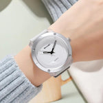 Orologio da coppia unisex SKMEI 2557, semplice, impermeabile fino a 50 metri, al quarzo.