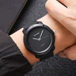 Orologio da coppia unisex SKMEI 2557, semplice, impermeabile fino a 50 metri, al quarzo.