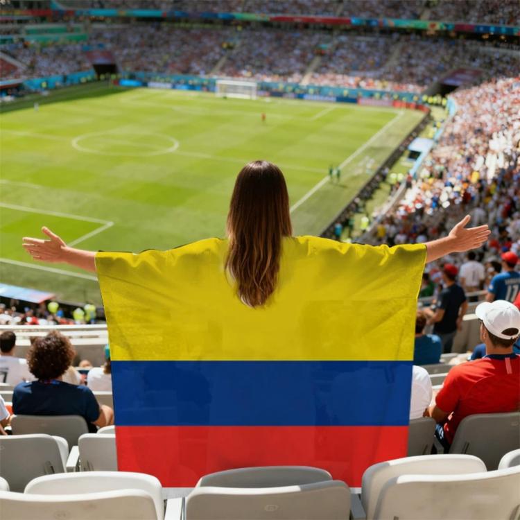 Mantelli e bandiere dei tifosi USA-Canada-Messico per i Mondiali, Argentina, Australia, Brazil, Belgium, Denmark, Germany, Ecuador, France, Colombia, Netherlands, Canada, Croatia, United States, Mexico, Norway, Portugal, Switzerland, Senegal, Turkey   ...