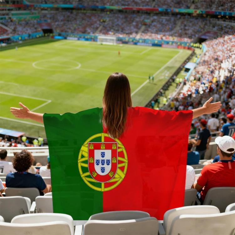 Mantelli e bandiere dei tifosi USA-Canada-Messico per i Mondiali, Argentina, Australia, Brazil, Belgium, Denmark, Germany, Ecuador, France, Colombia, Netherlands, Canada, Croatia, United States, Mexico, Norway, Portugal, Switzerland, Senegal, Turkey   ...