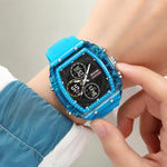 Orologio sportivo multifunzione SKMEI 2602 con doppio display, impermeabile fino a 50 metri, cronografo, display luminoso e design per attività all'aperto.