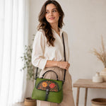 Borsa a mano in pelle bovina pieno fiore con stampa vintage e finitura a mano.